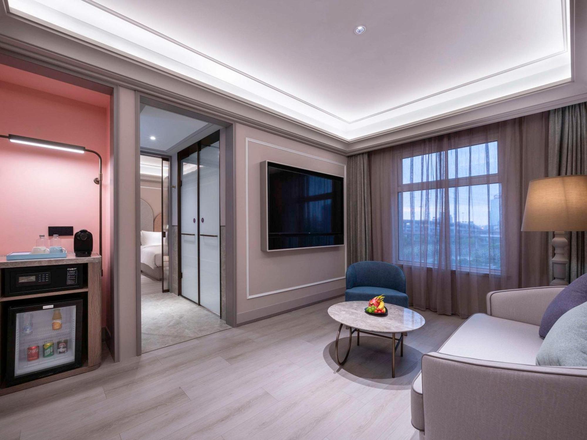 Mercure Shanghai Jinqiao Exterior photo