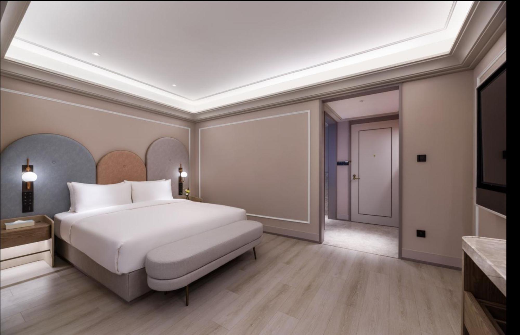 Mercure Shanghai Jinqiao Exterior photo
